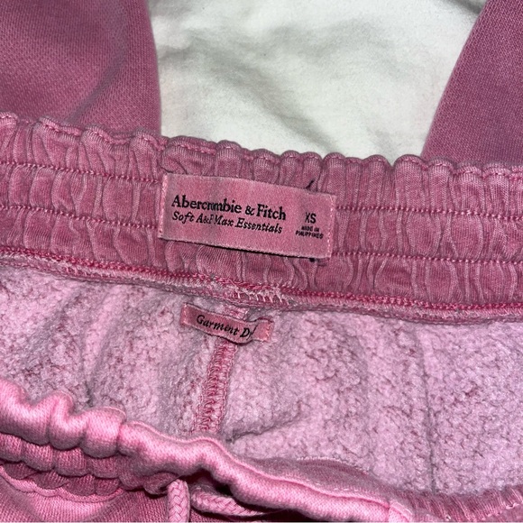 Abercrombie & Fitch Essential Sunday Sweatpants - Picture 3 of 6